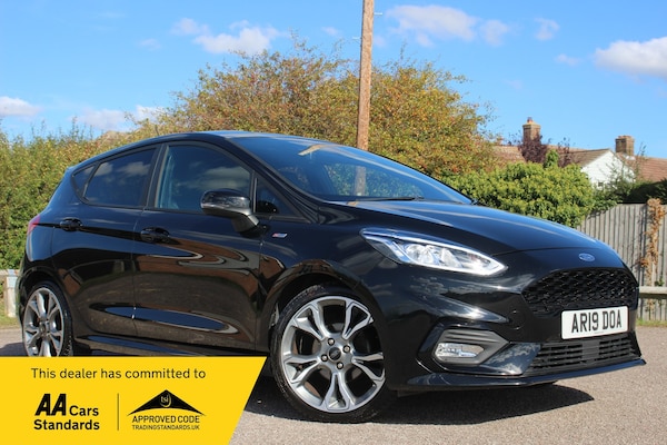 Used Ford Fiesta 2019 for sale - 75996602: Photo 1
