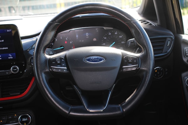 Used Ford Fiesta 2019 for sale - 75996602: Photo 41