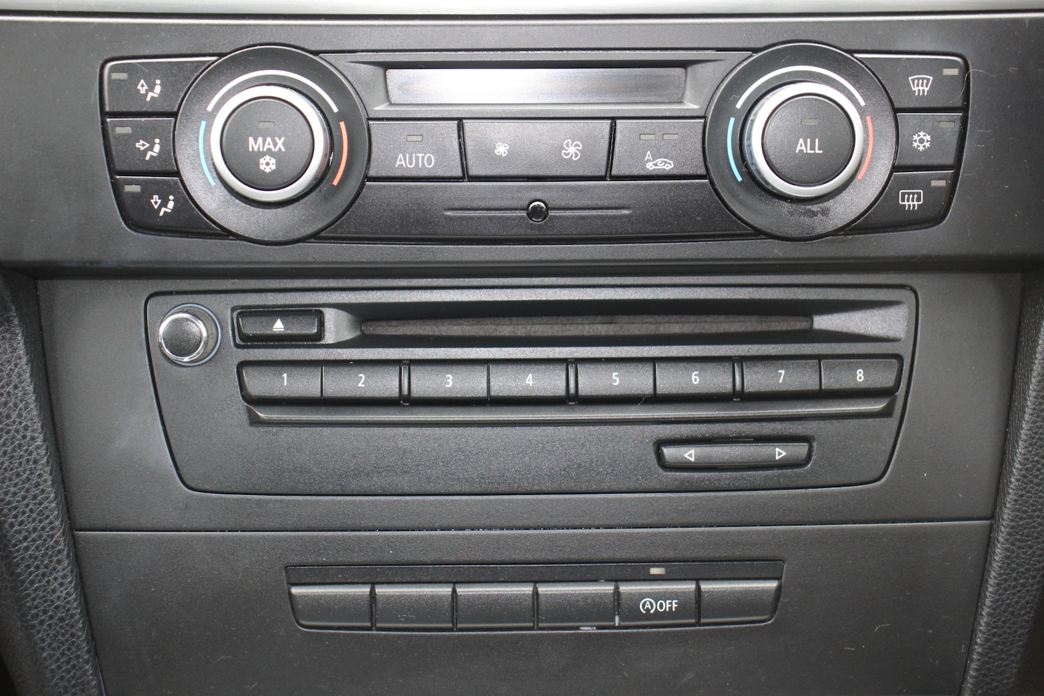 Used BMW 3 Series 2009 for sale - 77984152: Photo 45