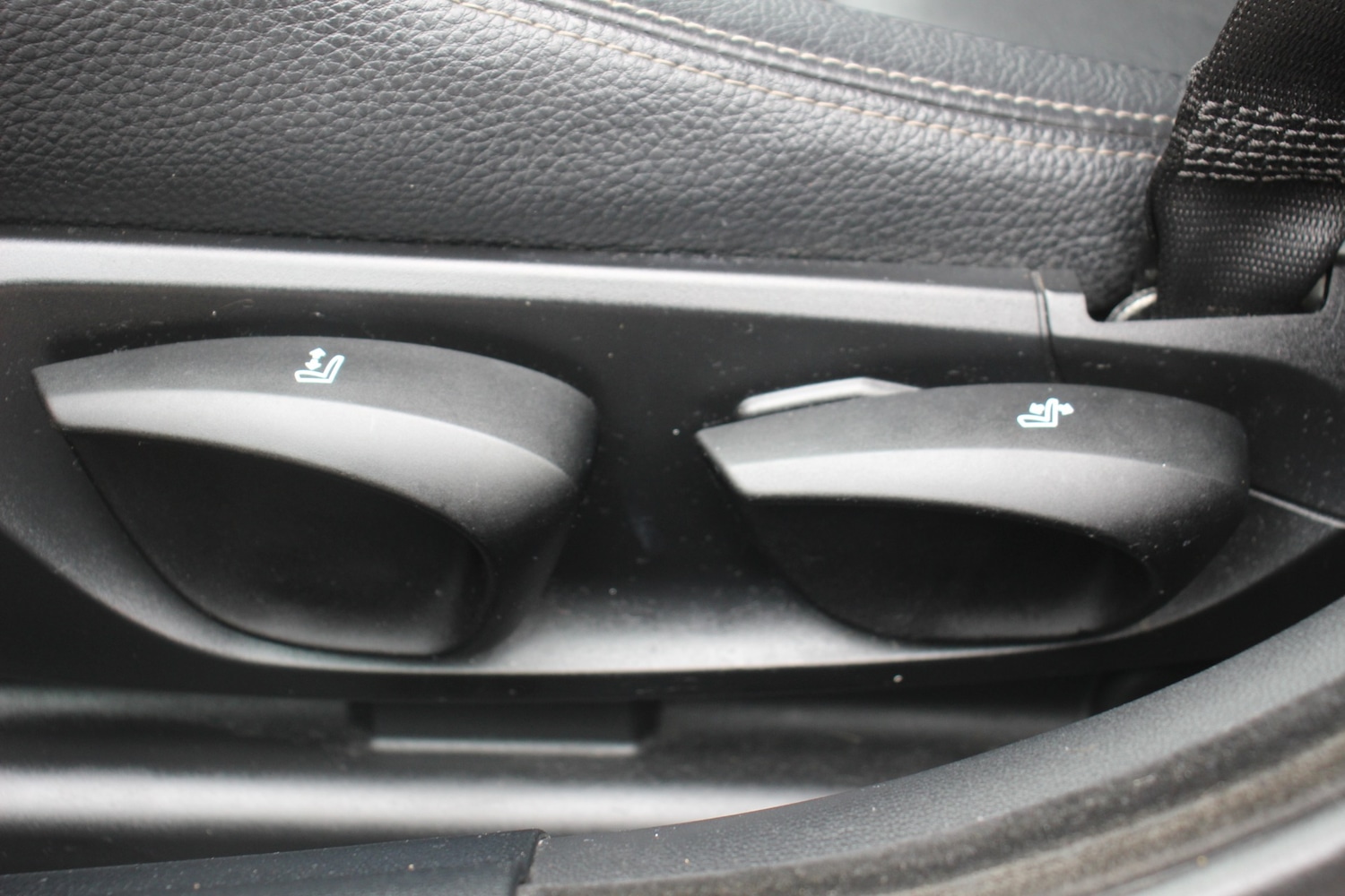 Used BMW 3 Series 2009 for sale - 77984152: Photo 48