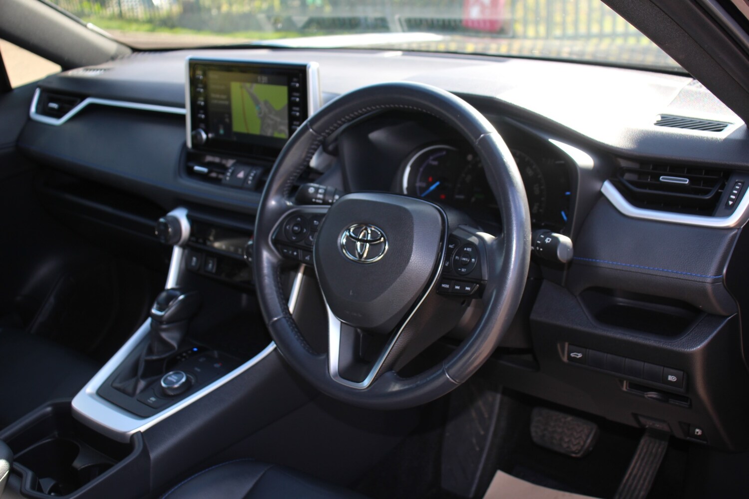 Used Toyota RAV4 2019 for sale - 75996468: Photo 12