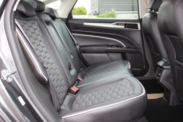 Used Ford Mondeo 2016 for sale - 75664548: Photo 16