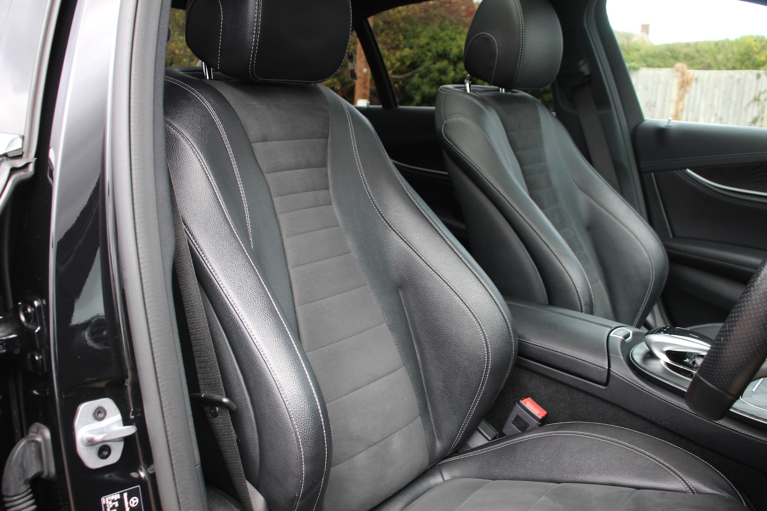 Used Mercedes-Benz E Class 2019 for sale - 76362739: Photo 32