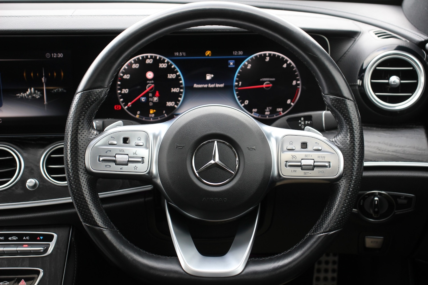 Used Mercedes-Benz E Class 2019 for sale - 76362739: Photo 37