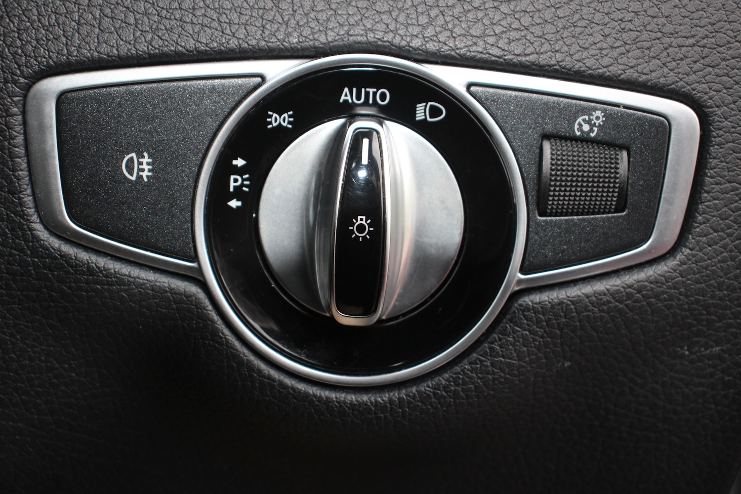 Used Mercedes-Benz E Class 2018 for sale - 77013211: Photo 52