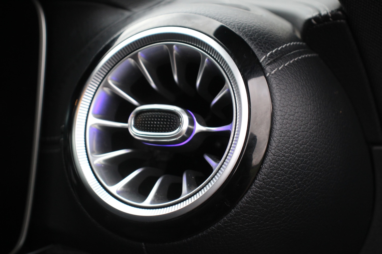 Used Mercedes-Benz E Class 2018 for sale - 77013211: Photo 63