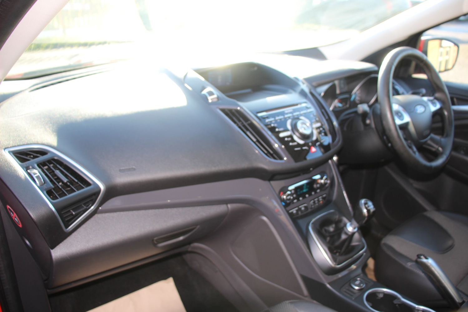 Used Ford Kuga 2015 for sale - 77114359: Photo 28