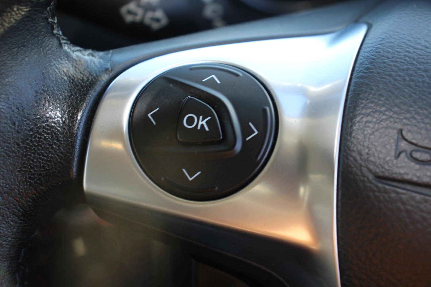 Used Ford Kuga 2015 for sale - 77114359: Photo 39