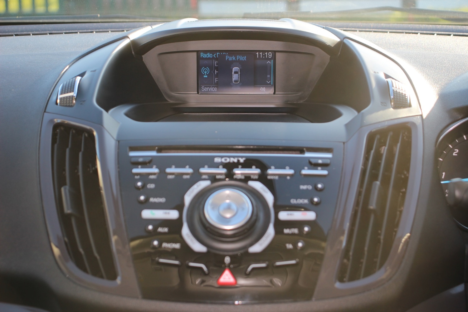 Used Ford Kuga 2015 for sale - 77114359: Photo 45