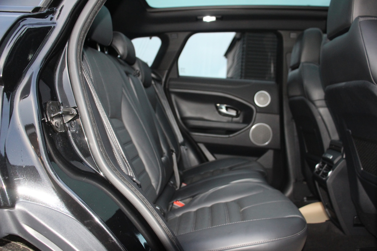 Used Land Rover Range Rover Evoque 2018 for sale - 76464528: Photo 32