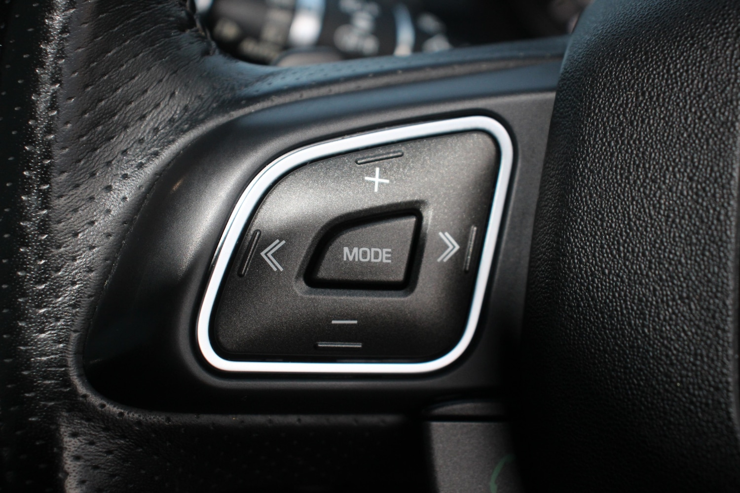 Used Land Rover Range Rover Evoque 2018 for sale - 76464528: Photo 39