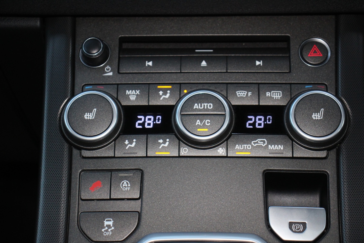 Used Land Rover Range Rover Evoque 2018 for sale - 76464528: Photo 42