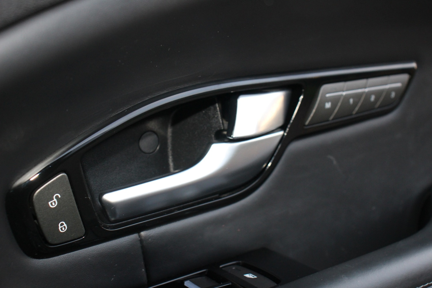 Used Land Rover Range Rover Evoque 2018 for sale - 76464528: Photo 47