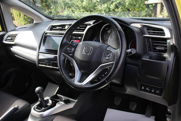 Used Honda Jazz 2017 for sale - 75170291: Photo 13