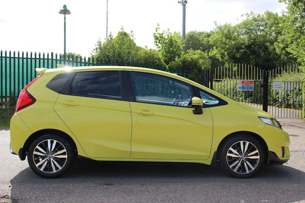 Used Honda Jazz 2017 for sale - 75170291: Photo 9