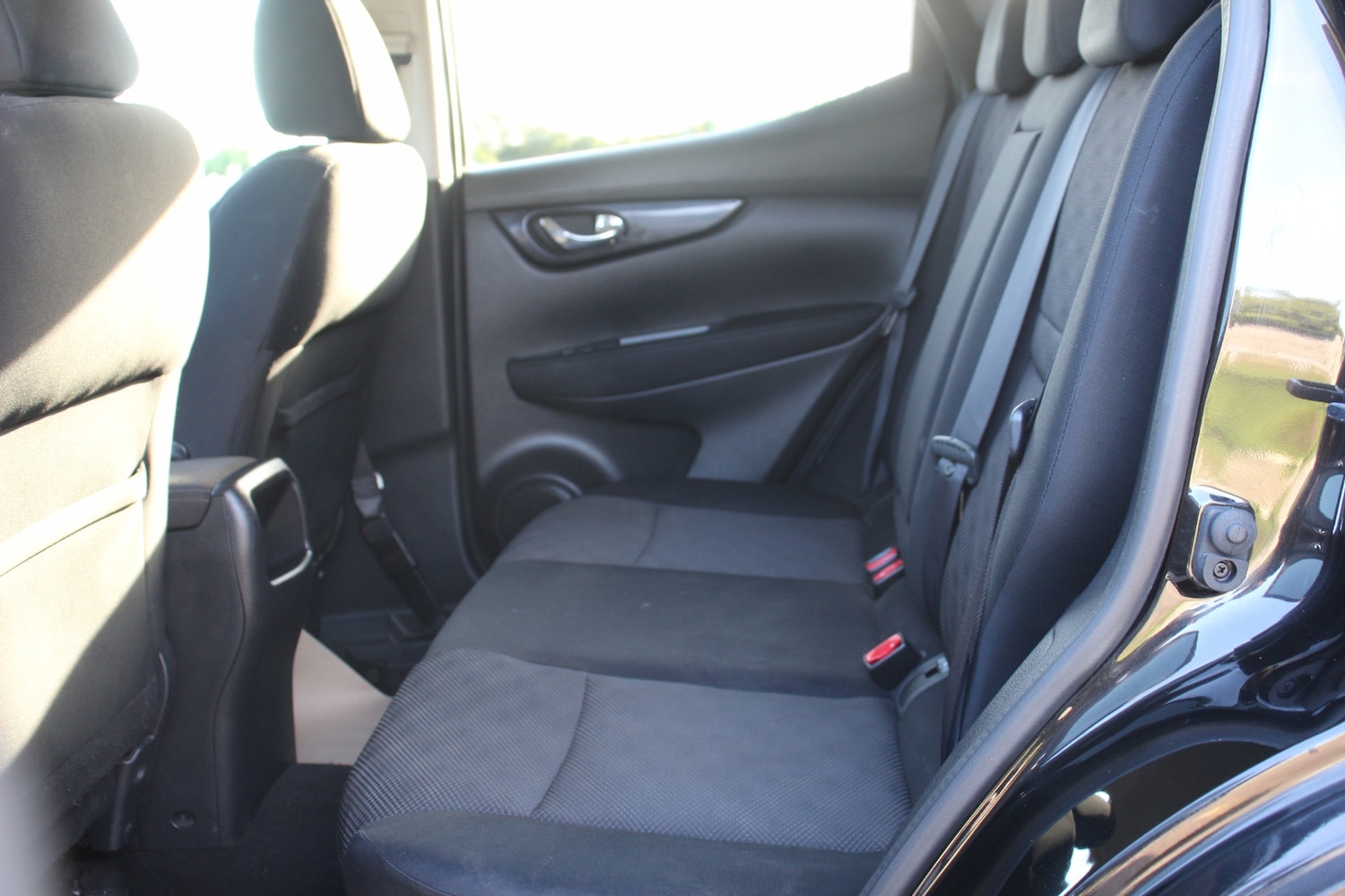 Used Nissan Qashqai 2015 for sale - 75984932: Photo 18