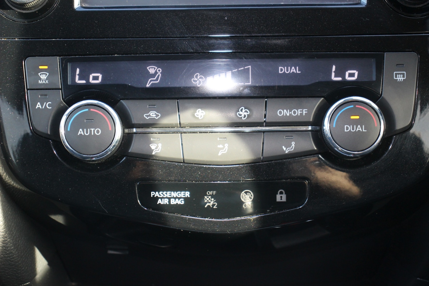 Used Nissan Qashqai 2015 for sale - 75984932: Photo 39