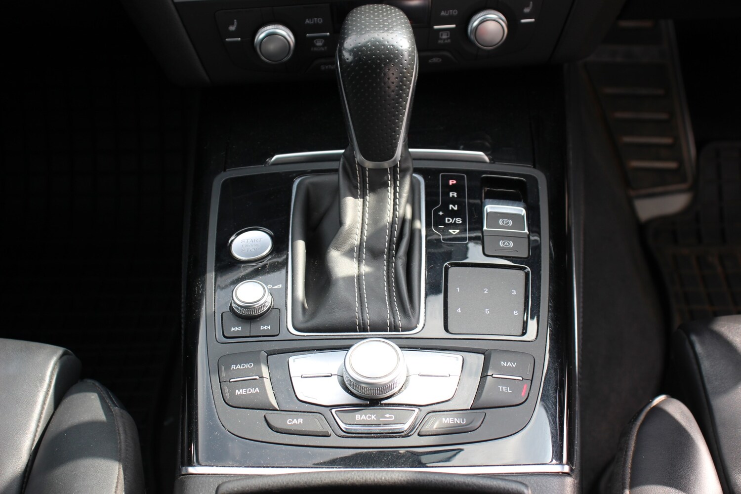 Vehicle 29