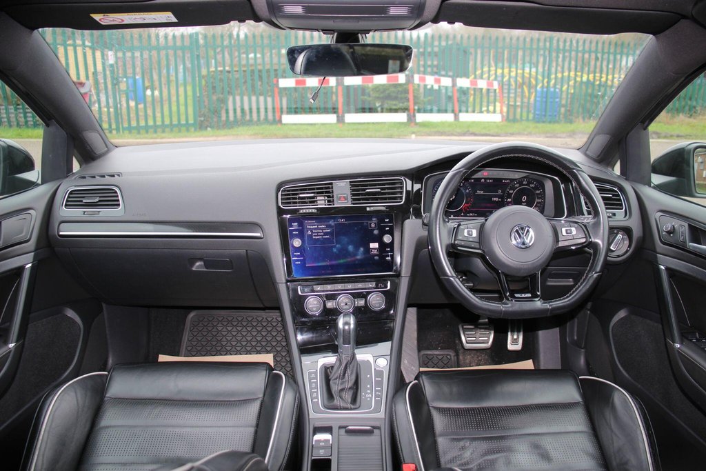 Used Volkswagen Golf 2018 for sale - 78161992: Photo 35