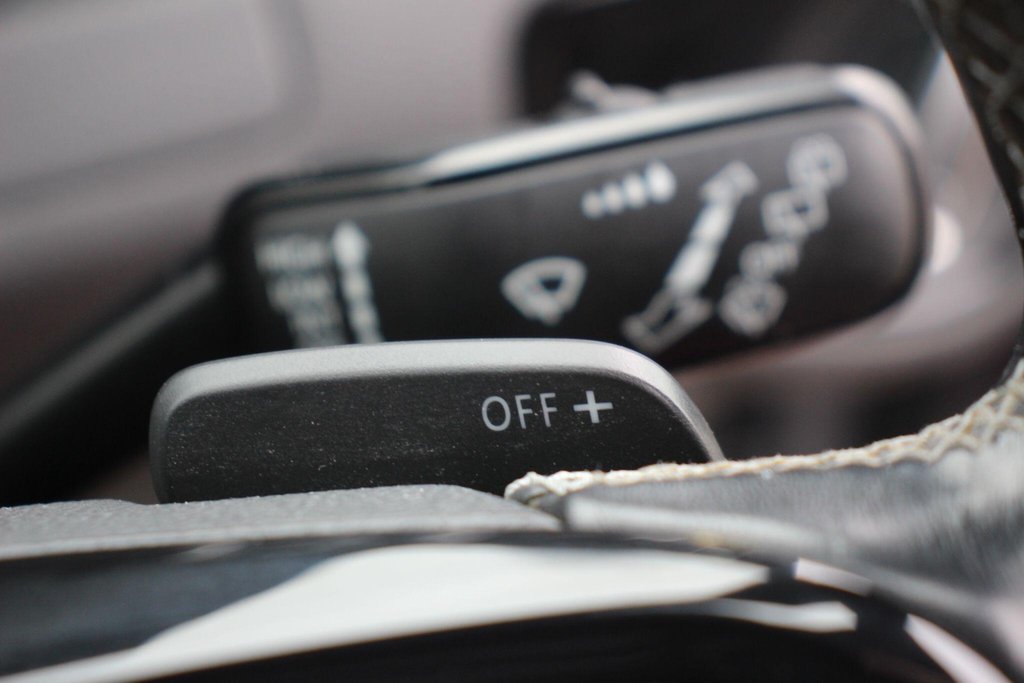 Used Volkswagen Golf 2018 for sale - 78161992: Photo 41