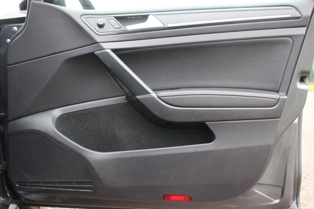 Used Volkswagen Golf 2018 for sale - 78161992: Photo 50