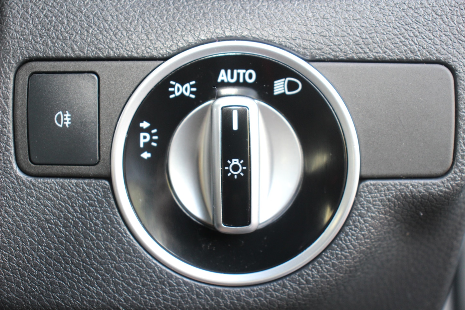 Used Mercedes-Benz CLA 2017 for sale - 77516645: Photo 53