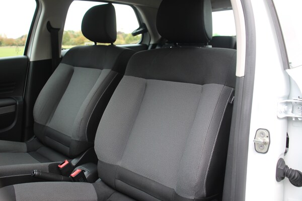 Used Citroen C4 Cactus 2016 for sale - 76115443: Photo 17