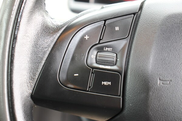 Used Citroen C4 Cactus 2016 for sale - 76115443: Photo 44