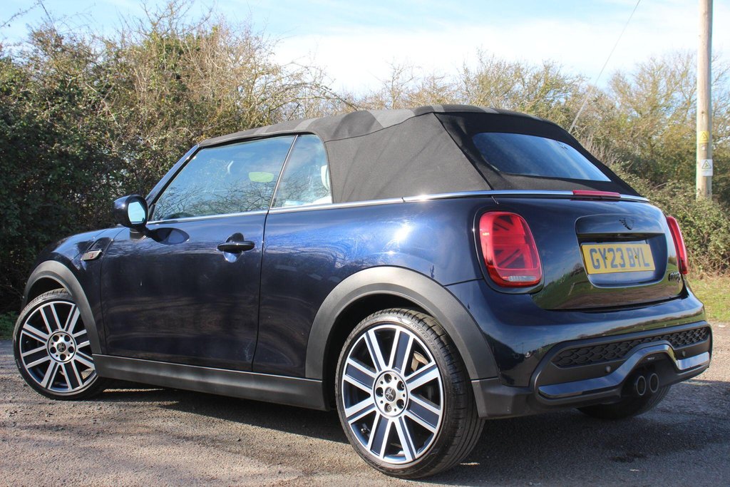 Used MINI Convertible 2023 for sale - 78161947: Photo 10