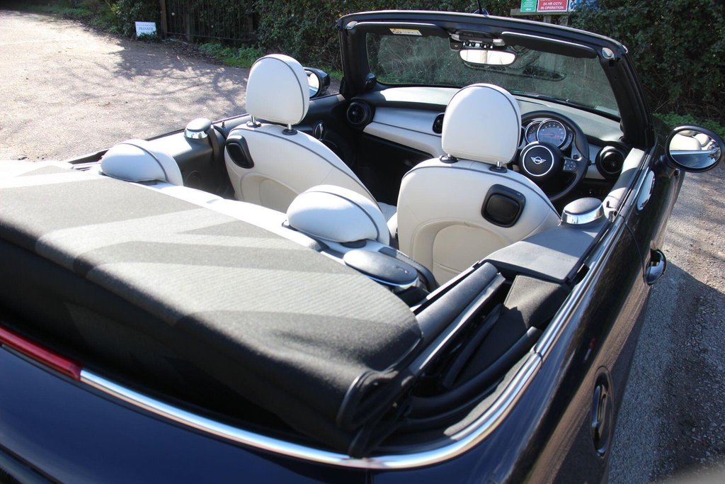 Used MINI Convertible 2023 for sale - 78161947: Photo 20