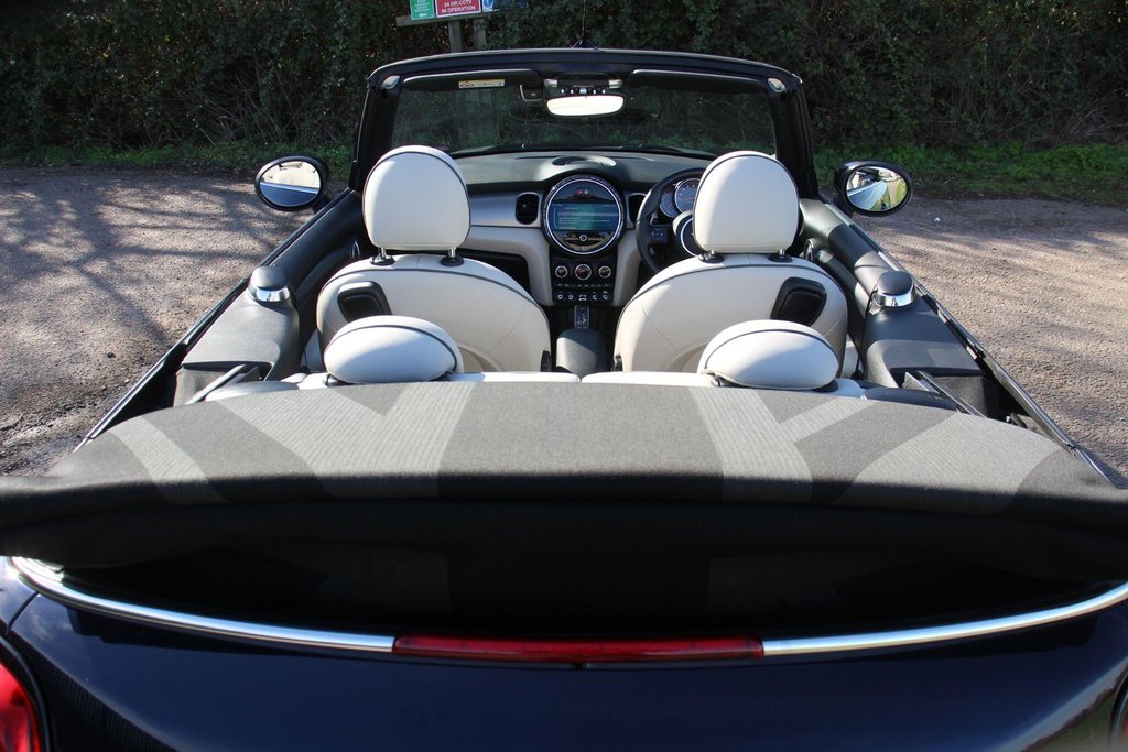 Used MINI Convertible 2023 for sale - 78161947: Photo 24