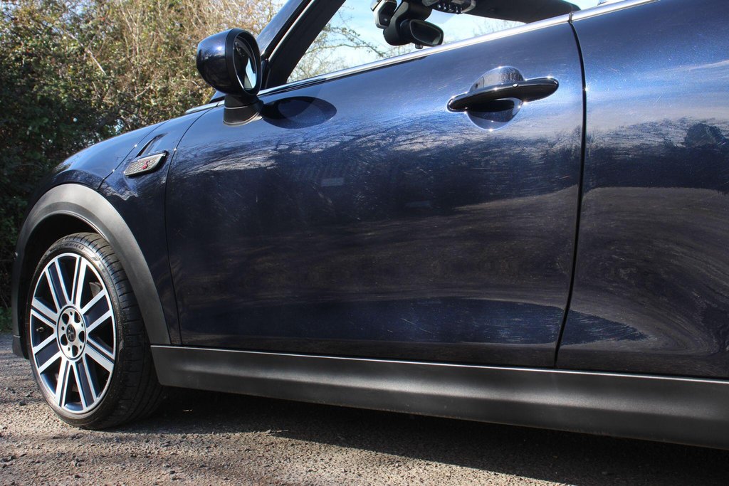 Used MINI Convertible 2023 for sale - 78161947: Photo 26