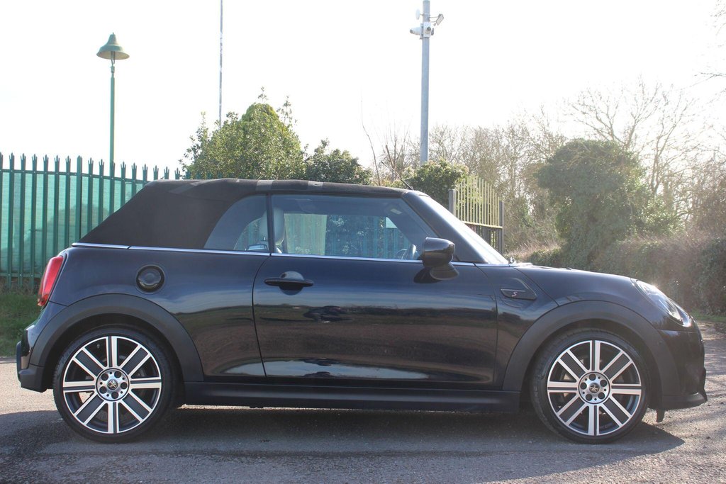 Used MINI Convertible 2023 for sale - 78161947: Photo 29
