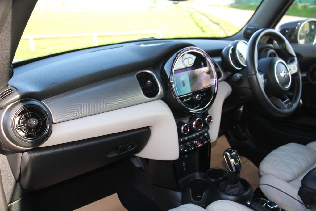 Used MINI Convertible 2023 for sale - 78161947: Photo 39