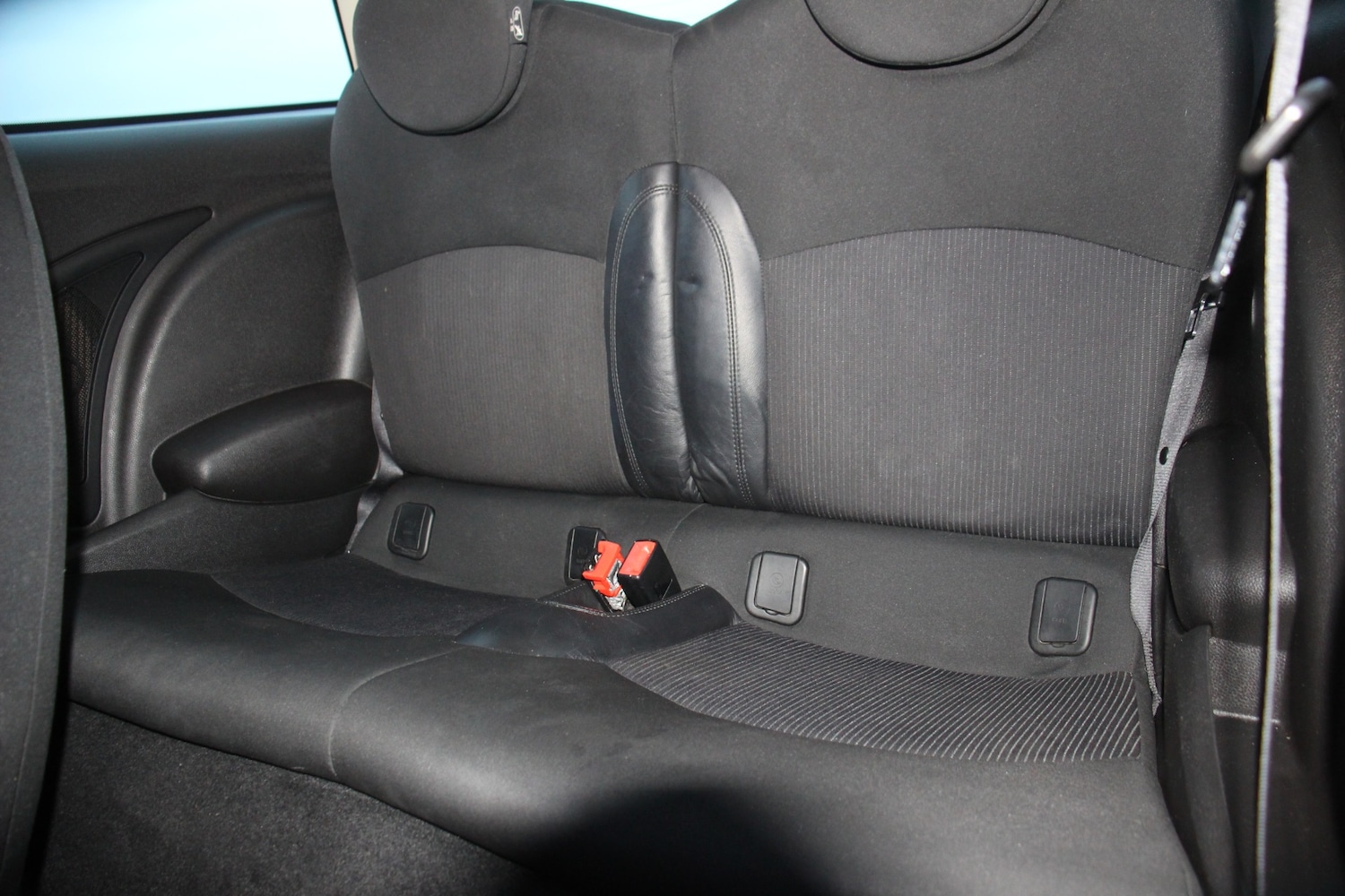 Used MINI Hatch 2011 for sale - 77379135: Photo 32