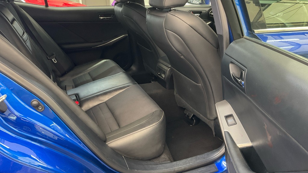 Used Lexus IS 2016 for sale - 77998780: Photo 10