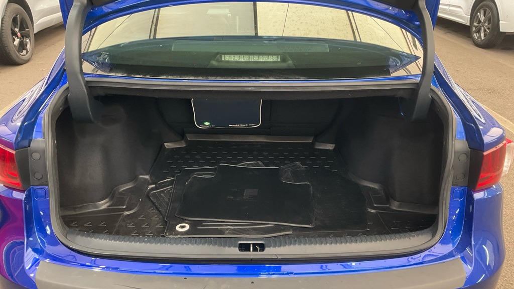 Used Lexus IS 2016 for sale - 77998780: Photo 12