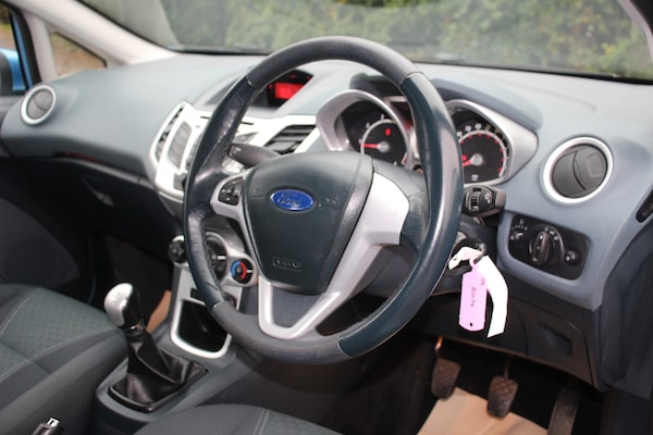 Used Ford Fiesta 2009 for sale - 76253794: Photo 24