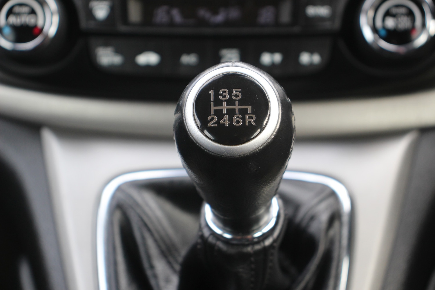 Used Honda CR-V 2014 for sale - 76115459: Photo 27