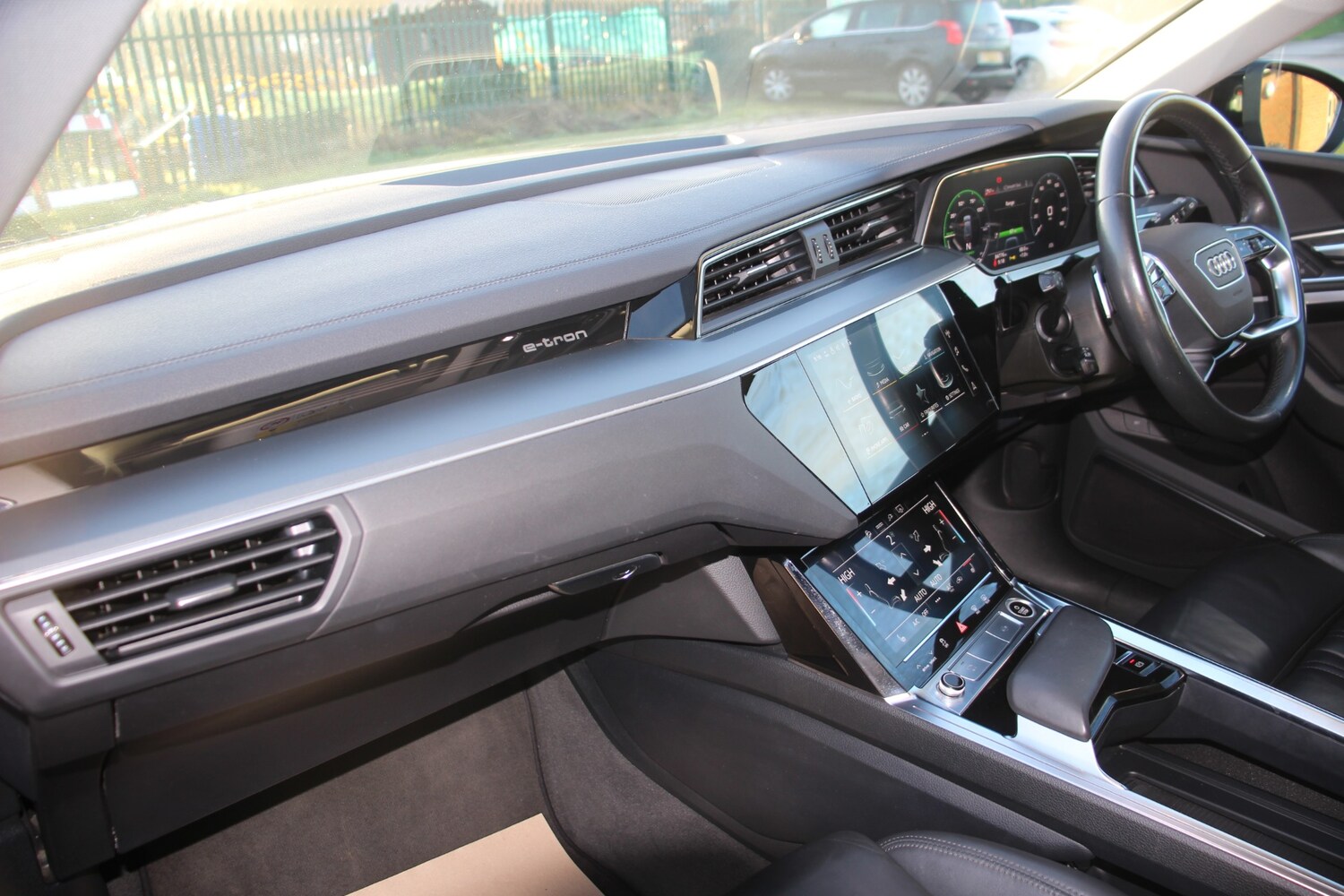 Used Audi e-tron 2021 for sale - 77135967: Photo 28