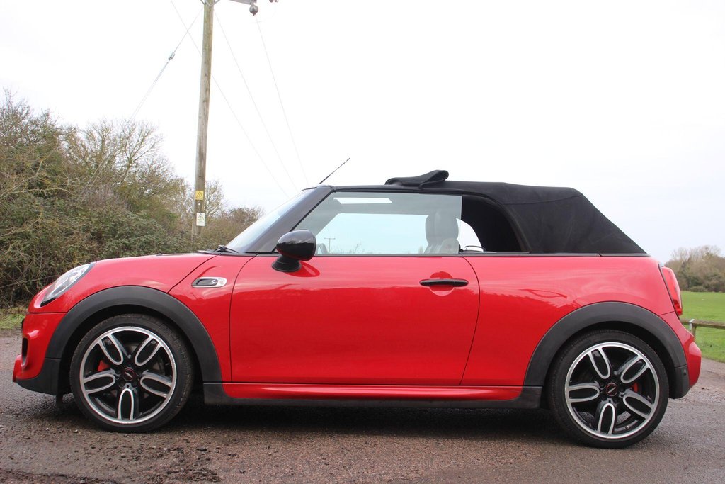 Used MINI Convertible 2016 for sale - 78161955: Photo 13