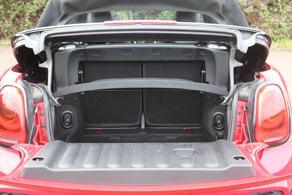 Used MINI Convertible 2016 for sale - 78161955: Photo 36