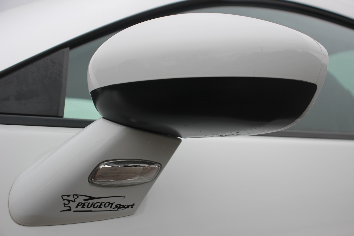 Used Peugeot RCZ 2015 for sale - 77555259: Photo 19