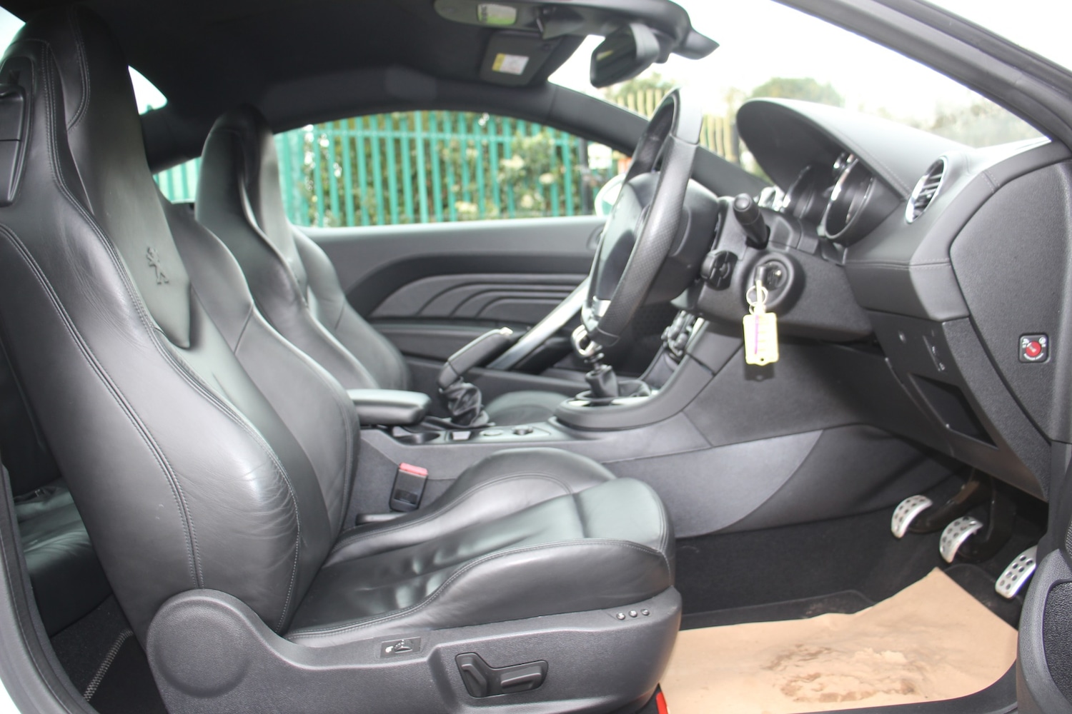 Used Peugeot RCZ 2015 for sale - 77555259: Photo 33