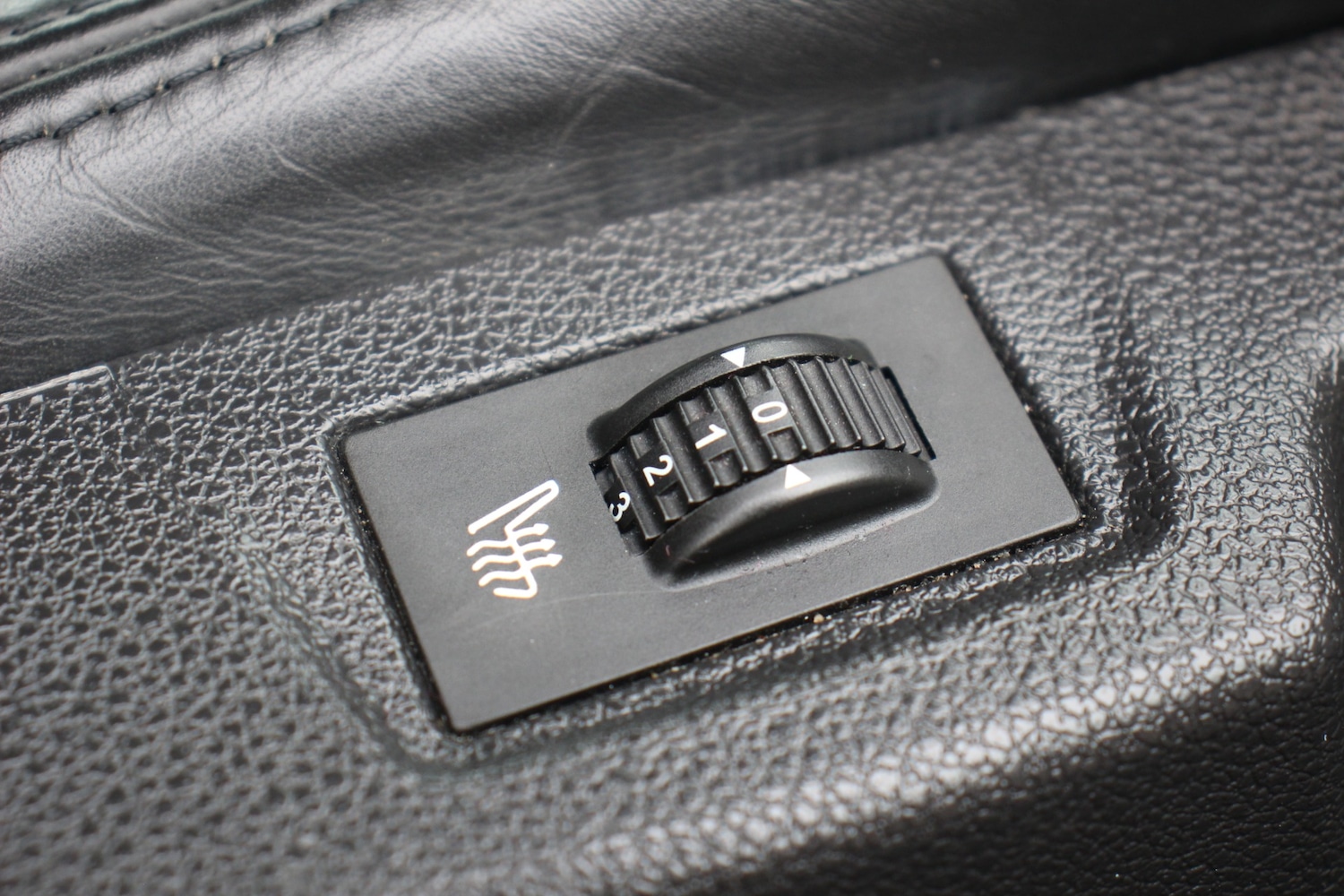 Used Peugeot RCZ 2015 for sale - 77555259: Photo 42