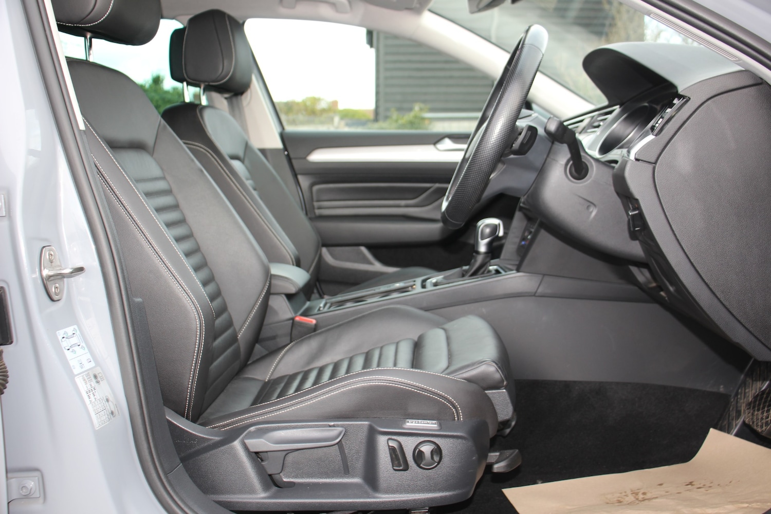 Used Volkswagen Passat 2022 for sale - 77062335: Photo 27