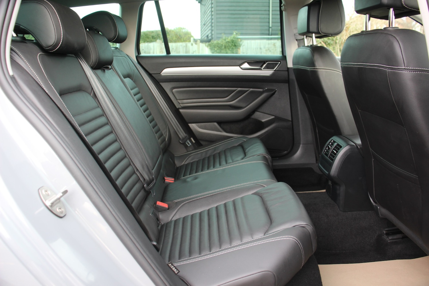 Used Volkswagen Passat 2022 for sale - 77062335: Photo 32