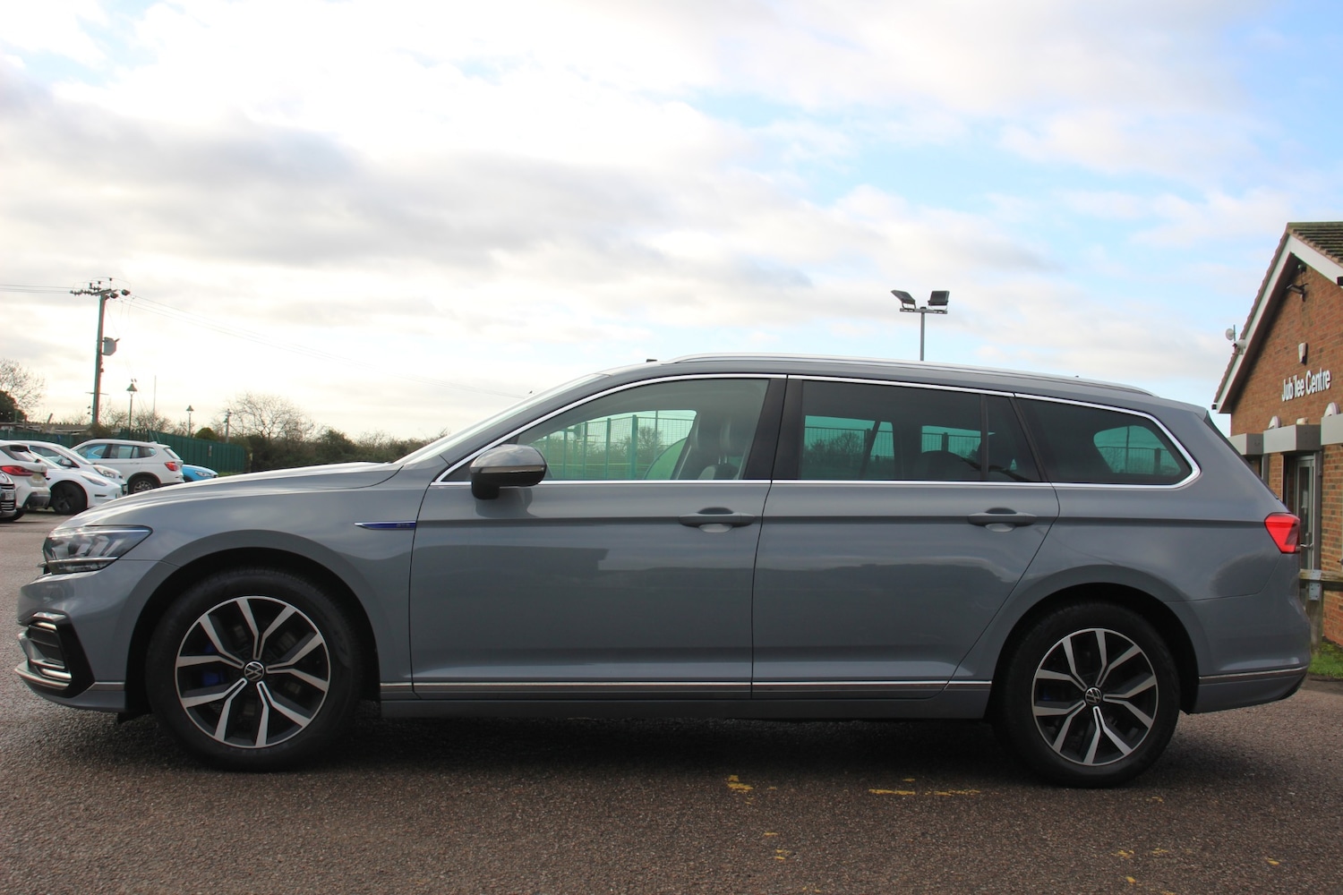 Used Volkswagen Passat 2022 for sale - 77062335: Photo 9