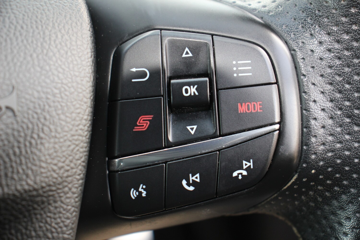 Used Ford Focus 2020 for sale - 75793107: Photo 39