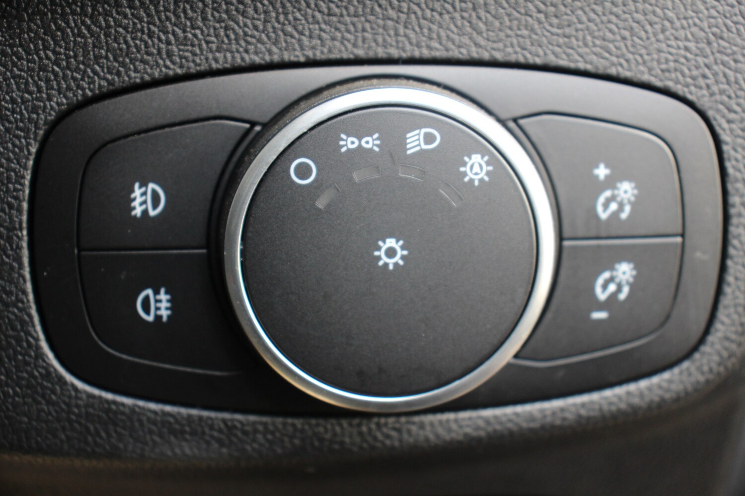 Used Ford Focus 2020 for sale - 75793107: Photo 45